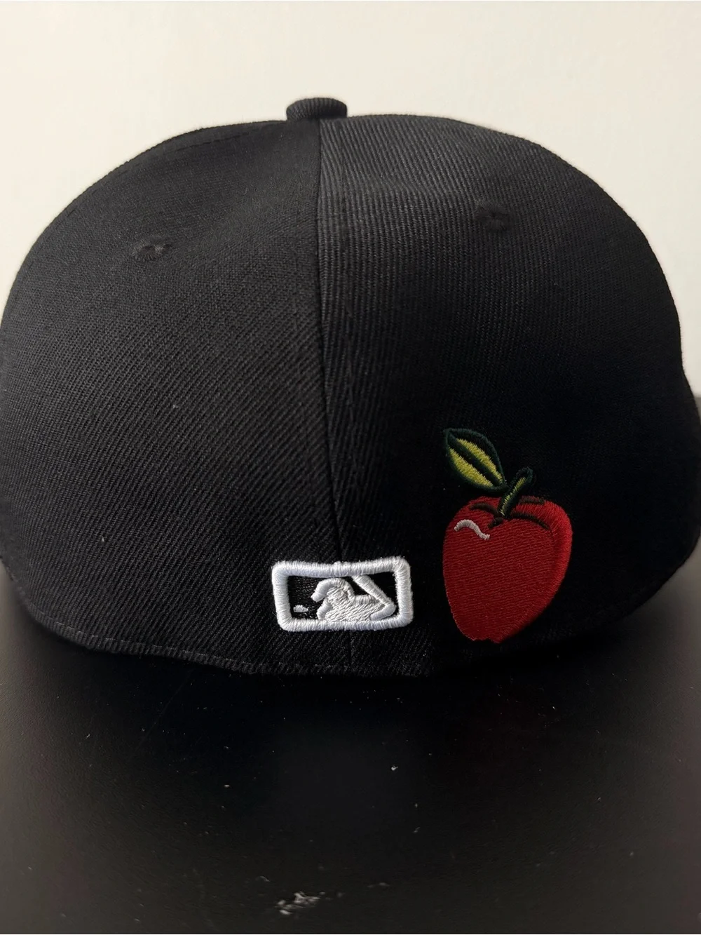 New Era Black Yankees 59FIFTY Fitted Cap with Teal Statue of Liberty